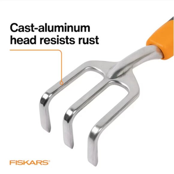 Fiskars 6-in Steel Hand Tiller | Ergonomically Designed & Durable | Model 107227 - Picture 3 of 7